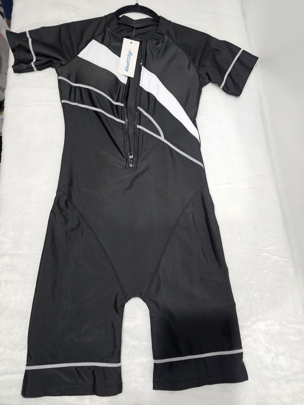 Black & White Short Sleeve Triathlon/1 Piece Shorts with Front Zip